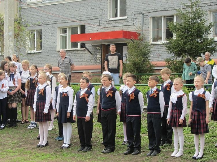 Праздник двора «С Днем Победы!»