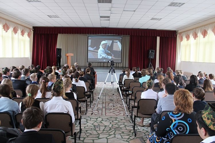 В лицее № 60 сняли серию документальных фильмов о ветеранах Великой Отечественной войны