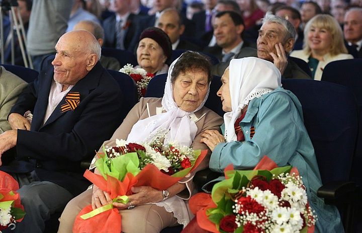 ООО «Газпром трансгаз Уфа» поздравило ветеранов газовой промышленности