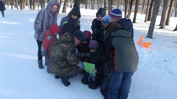 В Затоне прошла военно-спортивная игра «Зарница»