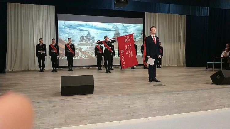 Дёмский район Уфы принял эстафету встречи Знамени Победы и Знамени Уфимского Бессмертного полка 