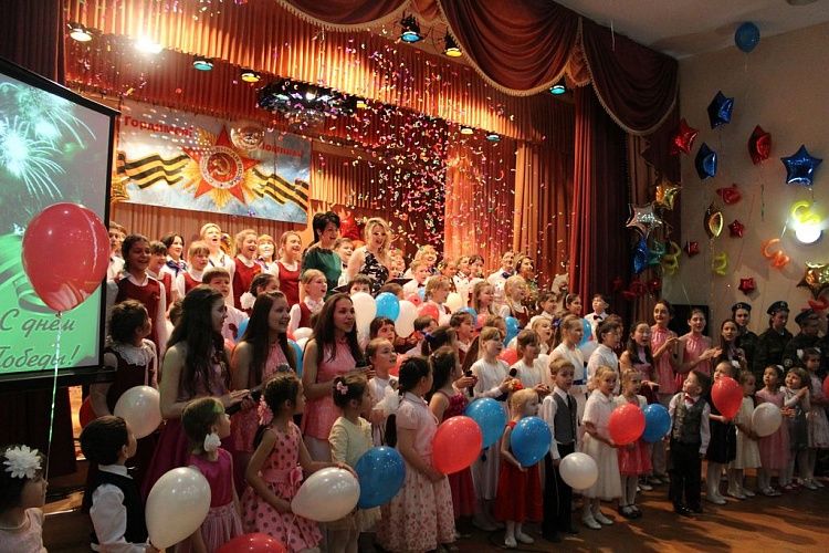 Состоялся фестиваль педагогических коллективов «Победный май»