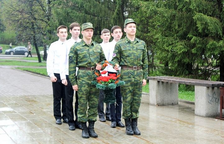 В лицее №107 прошел торжественный митинг