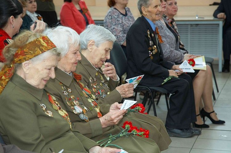 В школах Советского района проходят праздничные концерты ко Дню Победы