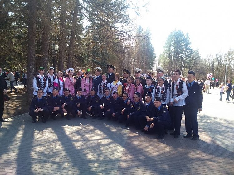 Мы внуки твои, Победа!